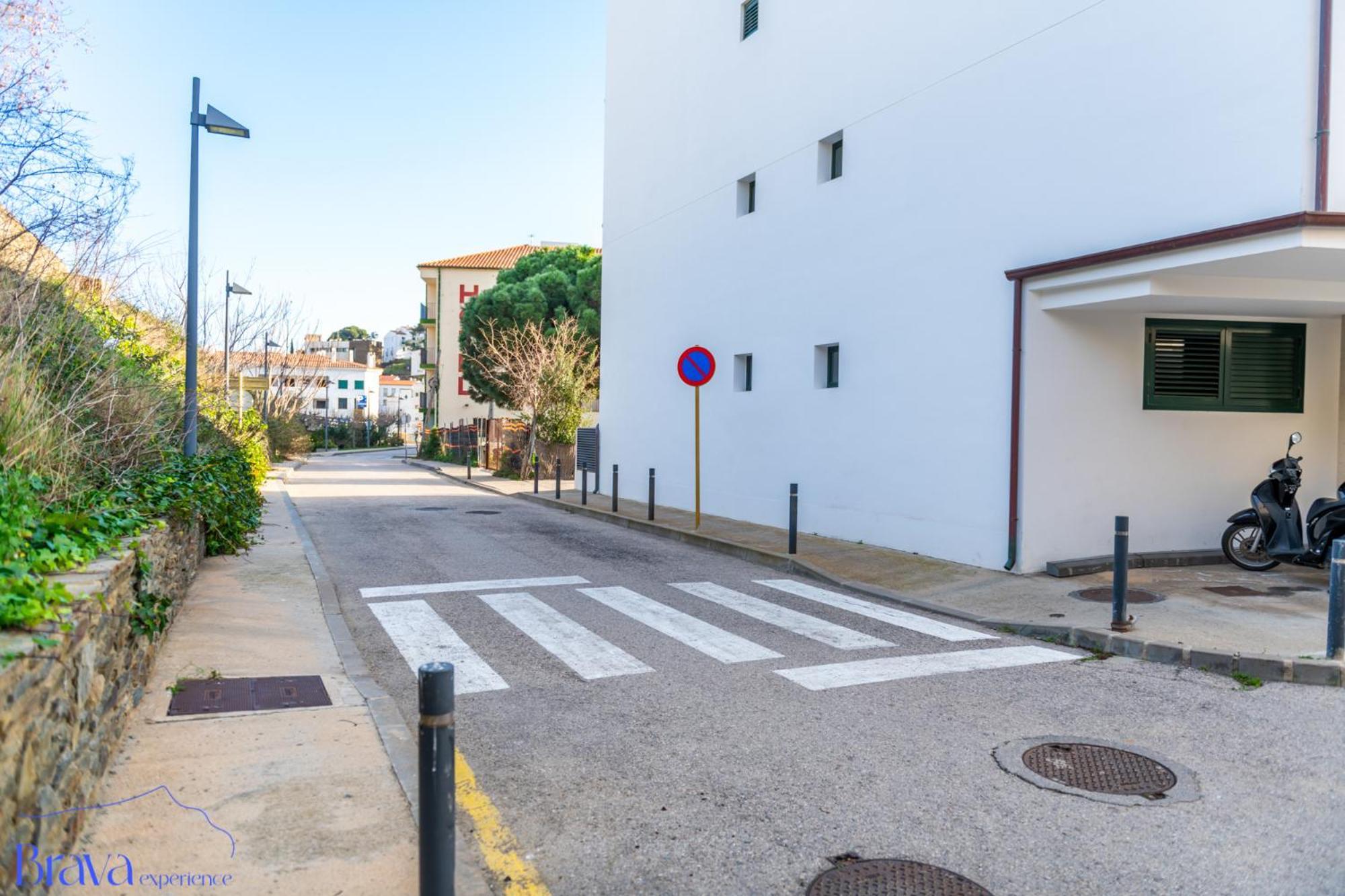 Duplex Sa Tarongeta - 5' Playa I Vistas I Terraza 20M2 I Ascensor I Equipado Apartment Cadaques Bagian luar foto
